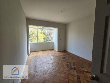 MARAVILLOSA VISTA A CERRO SANTA LUCIA, DEPTO DUPLEX A PASOS BARRIO LASTARRIA, RECIEN REMODELADO Y MODERNIZADO, COMO NUEVO