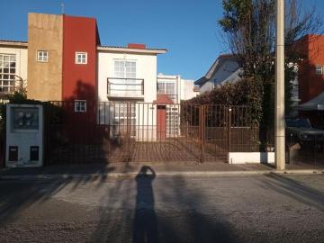 BONITA Y AMPLIA CASA EN VENTA
