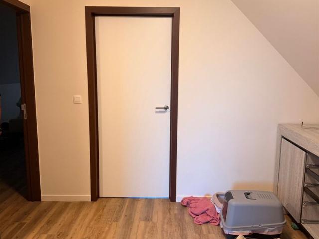 Bonne maison d'habitation 2 chambres avec jardin
