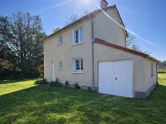 Bonnes 86300 Location maison 4 pièces t4 au dernier étage