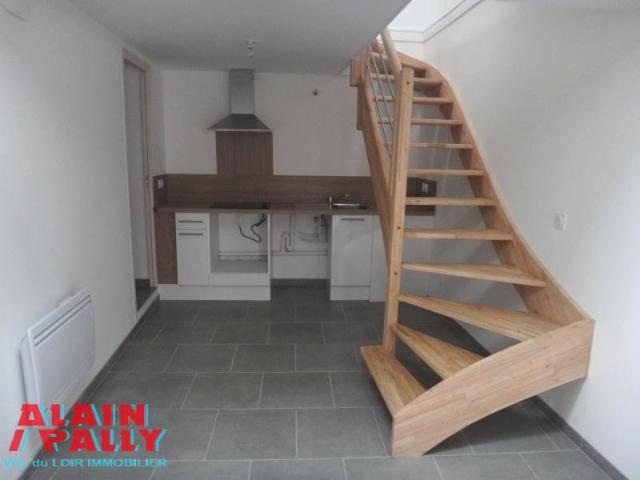 BONNEVAL DUPLEX EN PLEIN CENTRE VILLE NEUF
