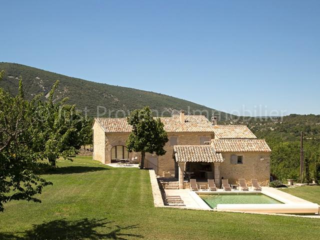 Bonnieux Mas de 200 m² avec piscine 200m² Bonnieux