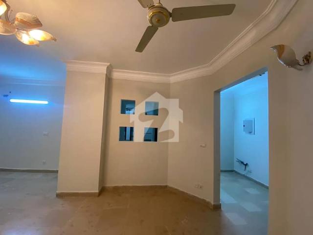 Book A On Excellent Location Flat Of 2750 Square Feet In F 11