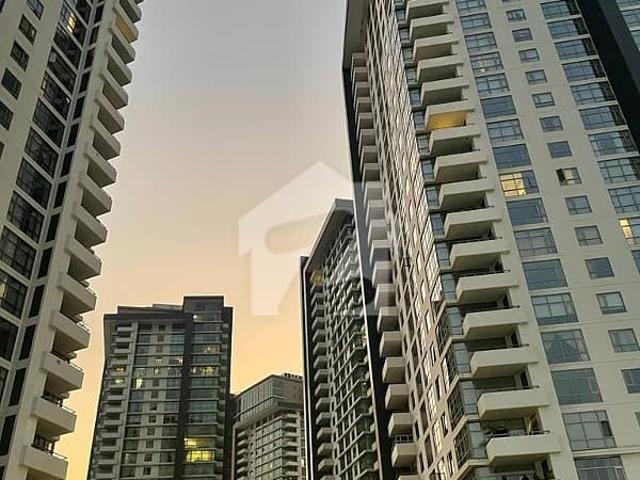 Book A Prime Location Flat Of 2500 Square Feet In Emaar Reef Towers Karachi