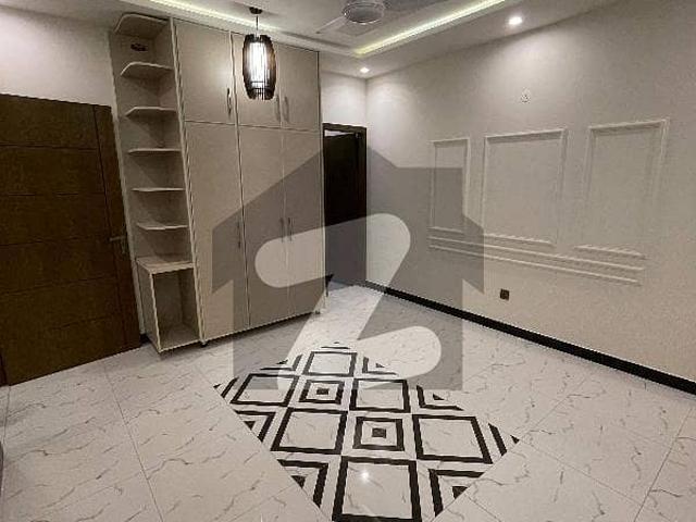 Book House Today In D 12