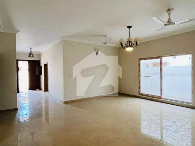 Book House Today In Falcon Complex New Malir For Sale
