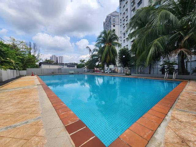 Booking RM1000 Non Bumi Corner Unit Avenue Court Old Klang Road
