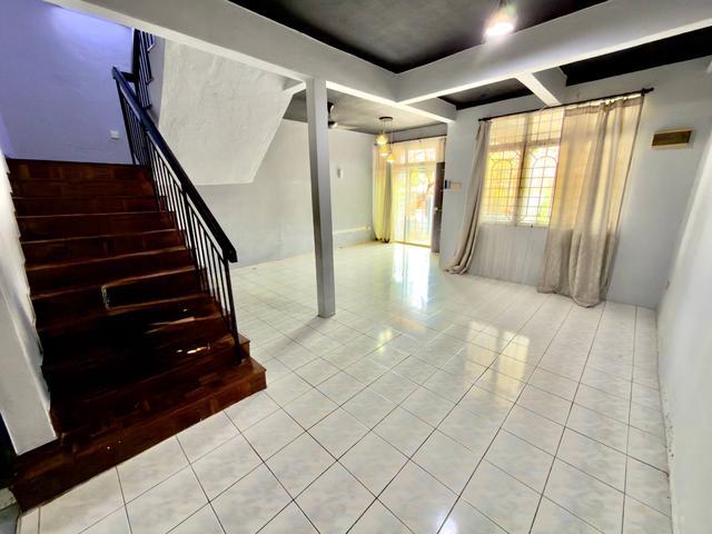 BOOKING RM1K 2 Storey Terrace Taman Seroja Bandar Baru Salak Tinggi