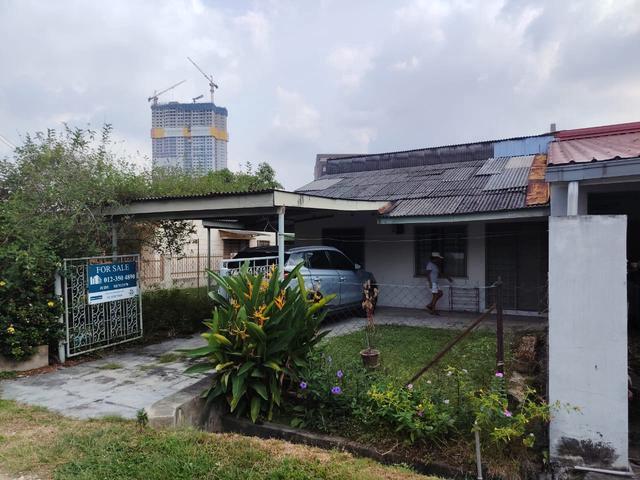 Booking 1k one storey end lot seksyen 8 nego diskaun 140k fulloan
