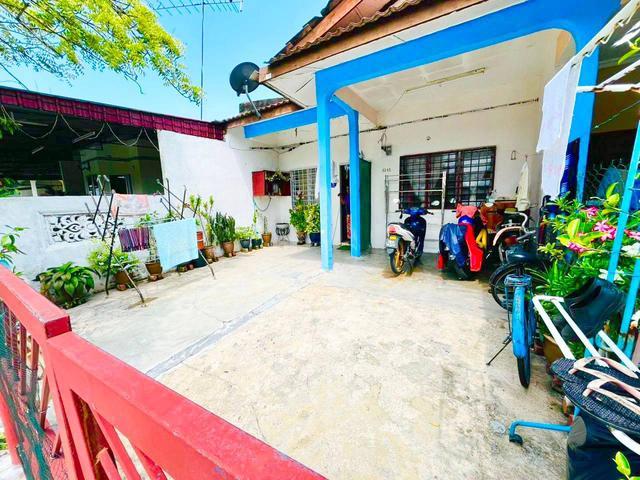 BOOKING 1K FULL LOAN FREEHOLD Single Storey Tmn Paduka Kuala Selangor