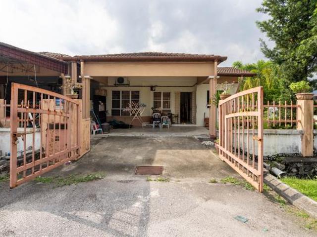 Booking 1k Freehold Cornerlot Taman Pelangi Semenyih TPS4