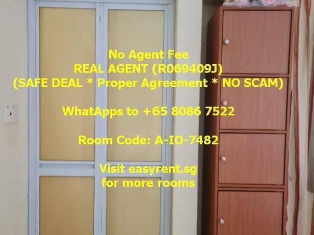 Boon Lay MRT Master Room