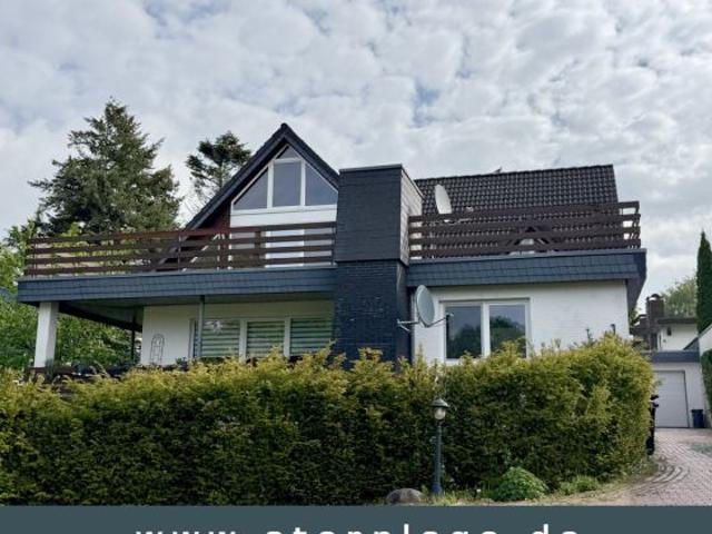 Boostedt: bezugsfreie Penthouse Wohnung mit Dachterrasse