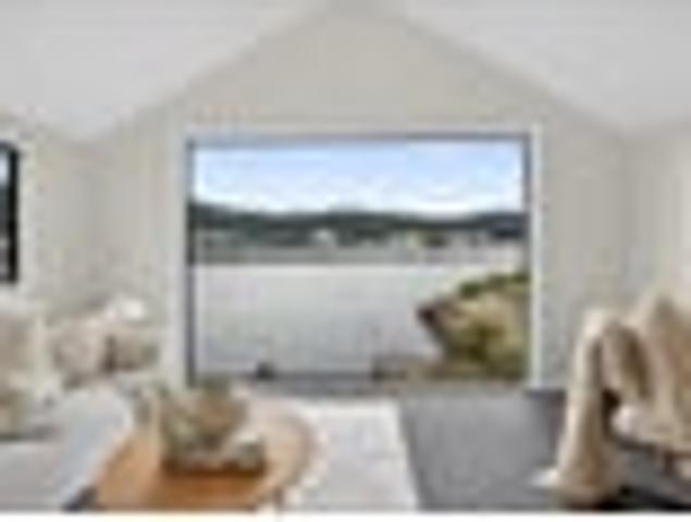Boat Shed19, Estate Sale