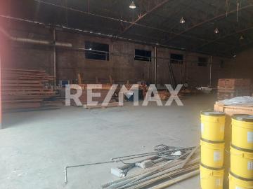 BODEGA COMERCIAL O INDUSTRIAL