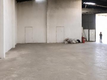 Bodega Comercial con Local y Acceso para Trailer Santa Anita