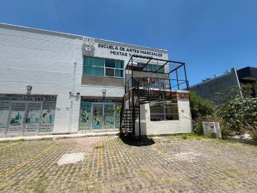BODEGA COMERCIAL CON LOCAL Y ESPACIOS MULTIPLES