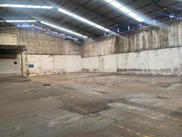 Bodega Comercial en renta en Av Mariano Escobedo