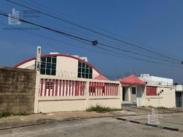 Bodega comercial Juventino Rosas 3602 Col. Playa Sol, Coatzacoalcos, Ver