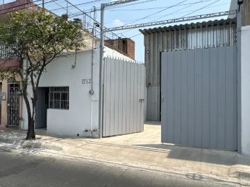 Bodega con oficinas renta Del Fresno Guadalajara