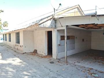 BODEGA Américo Vespucio/Metro Santa Rosa | Espacios por CLF 37.65 en La Granja