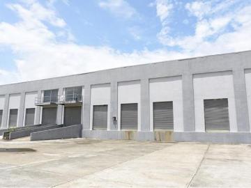 Bodega galera en alquiler en el parque industrial de las américas