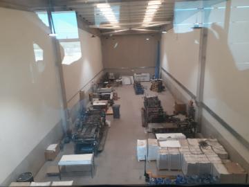 Bodega en Colina