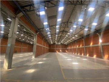 Bodega En Arriendo En Bogota En Montevideo A367554