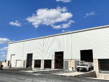 BODEGA EN RENTA 1500 M2, EN PARQUE CON SEGURIDAD 24/7, ENERGIA BIFASICA