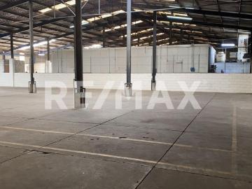 BODEGA EN RENTA CON CASETA DE ACCESO