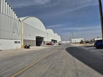 Bodega en renta de 2,600 m2 en Coacalco