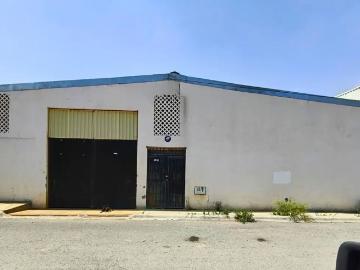Bodega en RENTA en Vista Hermosa a una cuadra de Prol. Otilio Glz