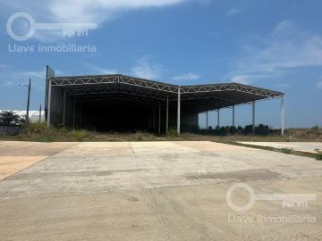 Bodega en renta ubicada en Av. Universidad, Km 12, Col. Reserva Territorial, Coatzacoalcos, Veracruz