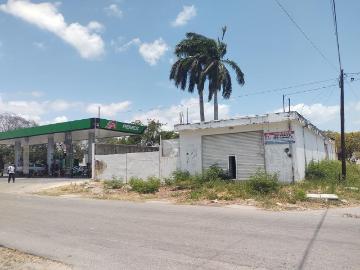 BODEGA EN VENTA EN CHETUMAL 400 M2