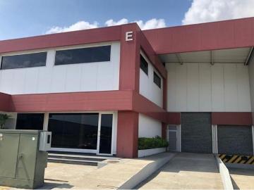 Bodega en venta en parque industrial
