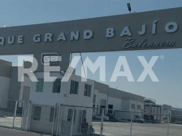 BODEGA EN VENTA EN PARQUE INDUSTRIAL