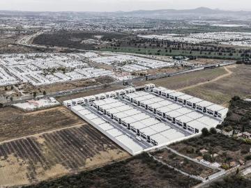 Bodega industrial 550 m2 en pre venta norponiente Queretaro GPS