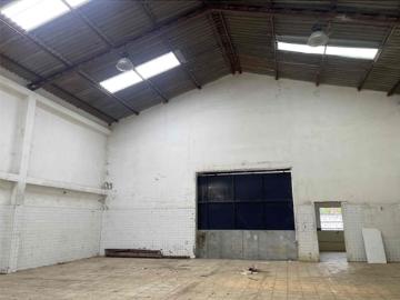 Bodega Industrial: Propiedad Industrial en Venta