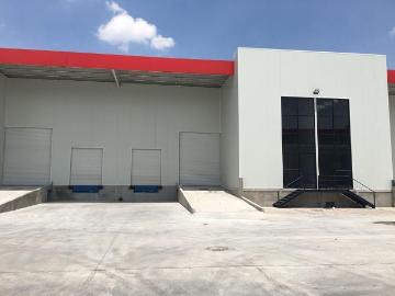 Bodega/ Nave Industrial en Quer?taro Guanajuato