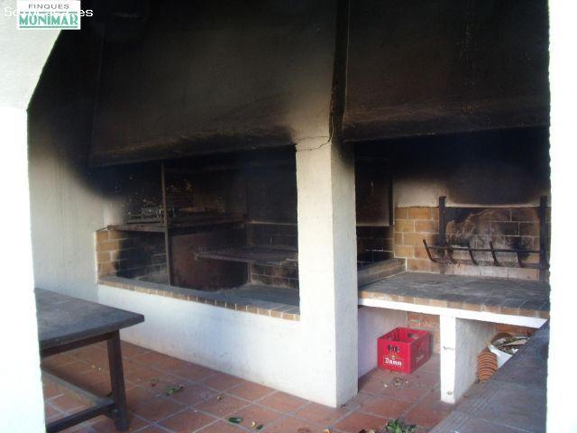 BODEGA Y RESTAURANTE EN VENTA EN LA SECUITA