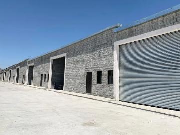 Bodegas en RENTA sobre carretera Los Pinos en Ramos Arizpe Km 2