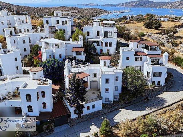 BODRUMUN KALBİNDE FIRSAT VİLLA