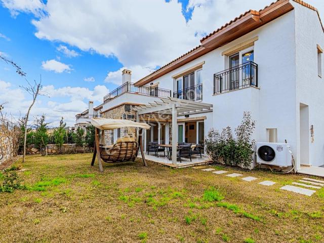 Bodrum, Casa Fabay Satılık 3+1 Villa Ve Ayrı Girişli Müştemilat