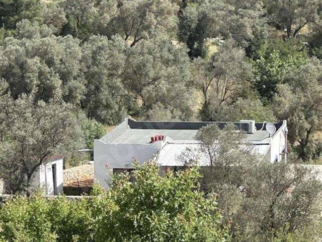 BODRUM ÇAMLIK'TA 840 m2 KÖY İÇİN DE SATILIK HİSSE TAPULU TARLA