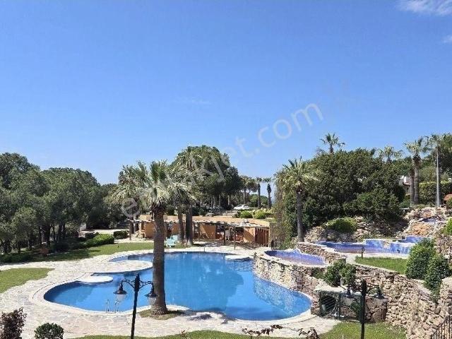 Bodrum Adabükü Maya Tatil Köyü Satılık 4+1 Bahçe Katı Daire