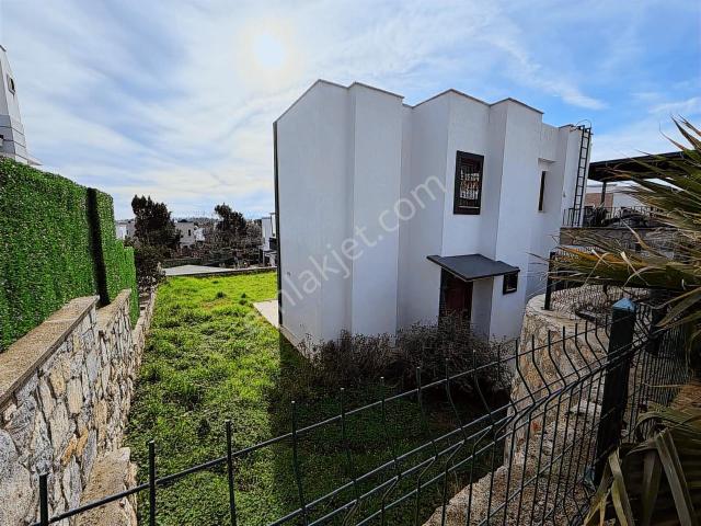 Bodrum Alt Konacık / Geniş Bahçeli 2+1 Müstakil Villa