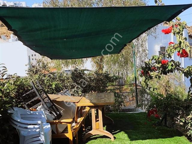 Bodrum Bağla Bankev`de Denize Yakın Bahçeli 3+1 Eşyalı Kiralık