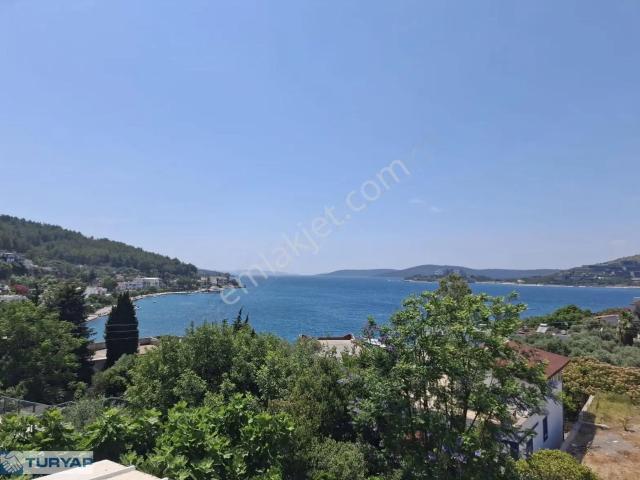 Bodrum Güvercinlik'te Deniz Manzaralı Villa