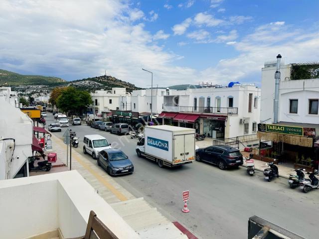 Bodrum Gümbet'te Kiralık Üst Kar 1+ 1 Daire