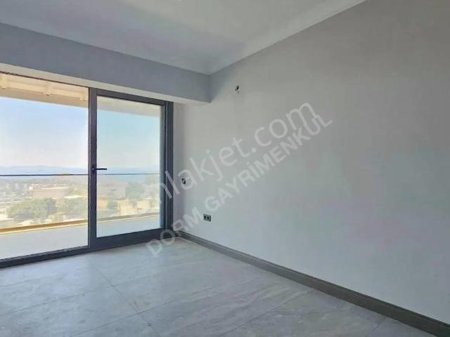 Bodrum Gümüşlük'te Deniz Manzaralı Özel Havuzlu Satılık Villa